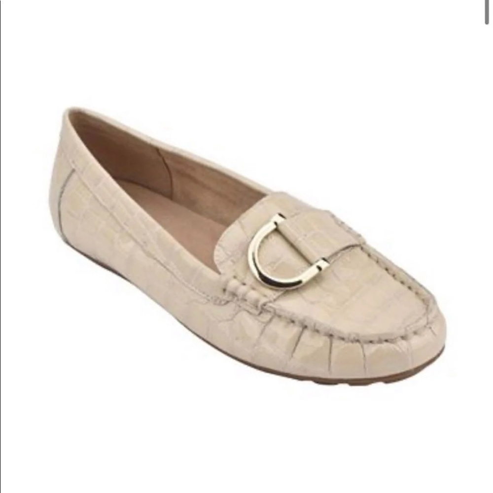 Evolve 24/7 ivory mink comfort loafers